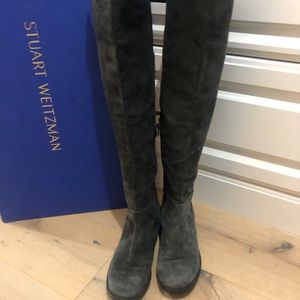 Stuart Weitzman suede boots 7M